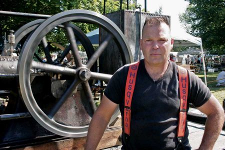 1897 Weber Gas Engine Beats the Odds Image